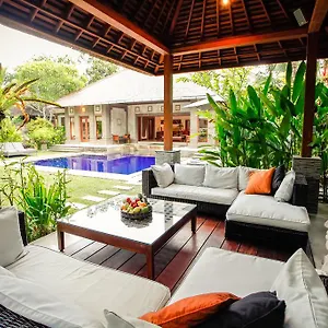 Dewata Villa Seminyak (Bali)